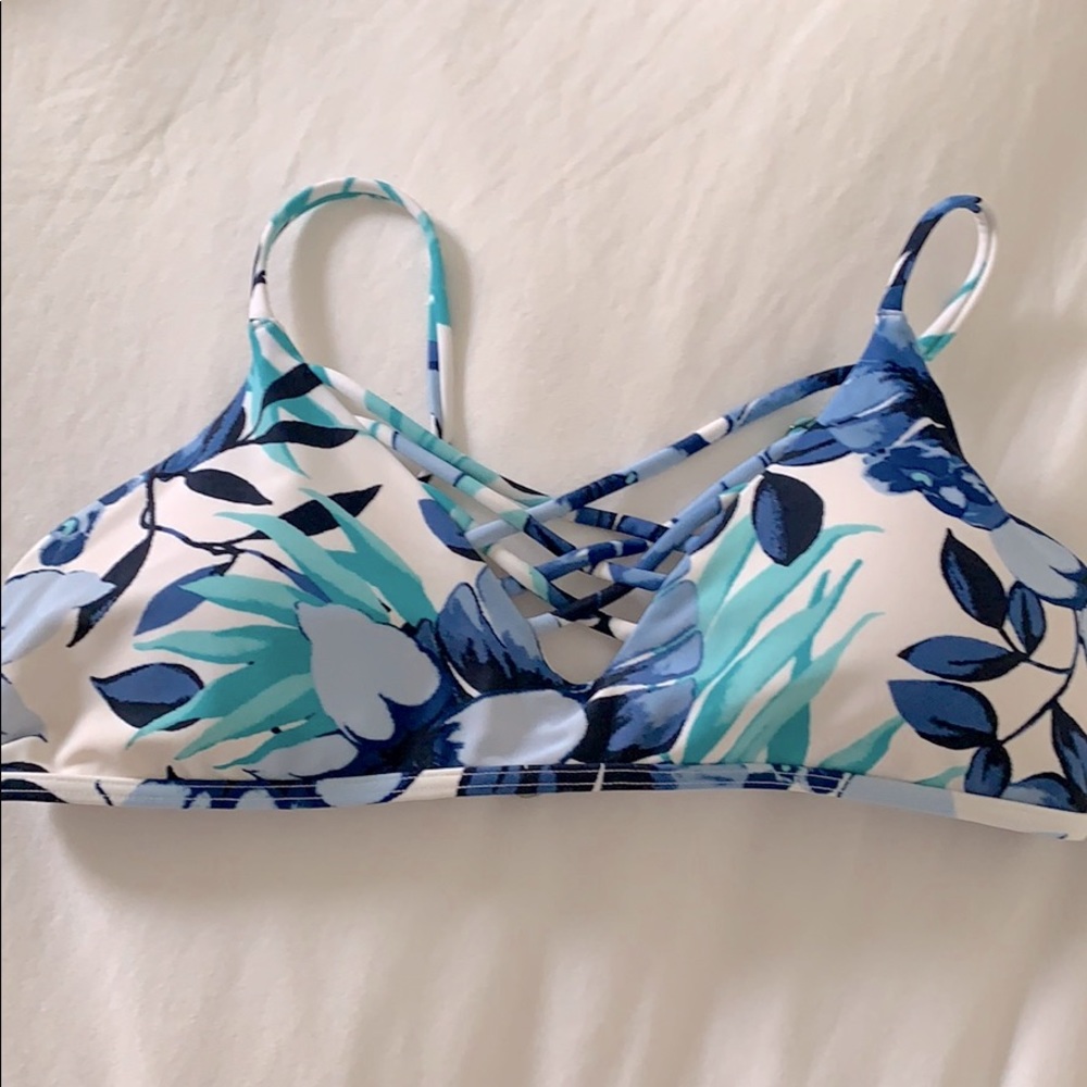 Blue floral bikini top